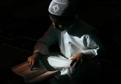 İnsan Nedir ? – Ahmet ÇAPKU